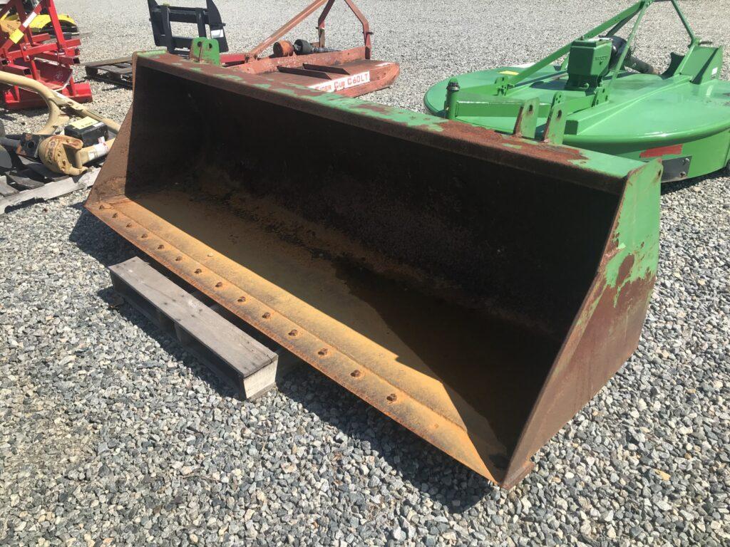Used John Deere 96" HD Global Bucket