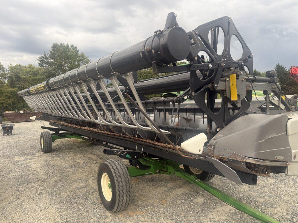 Used 2010 Gleaner 8200