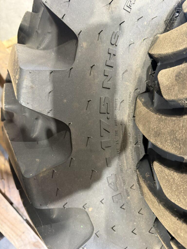 Used John Deere 14-17.5 NHS BLV10599