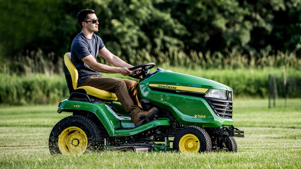 X500 Series John Deere Lawn Tractor