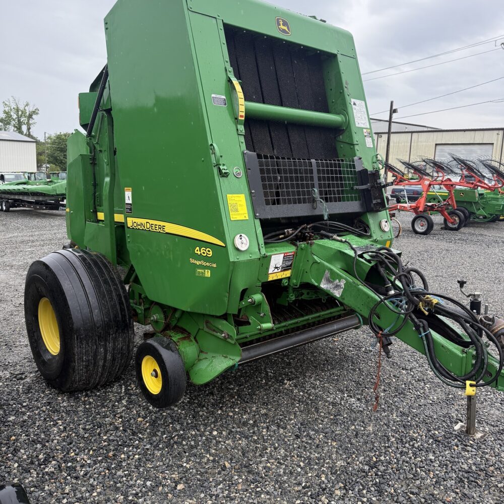 2017 John Deere 469 Silage Special
